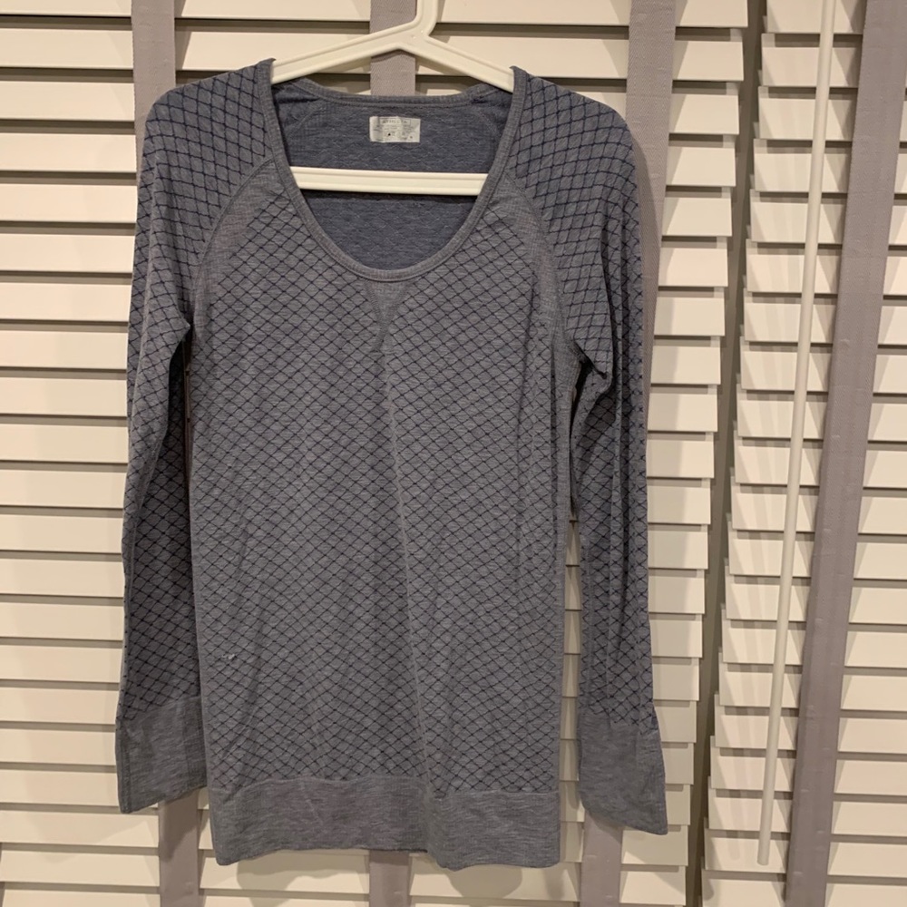 Athleta long sleeve